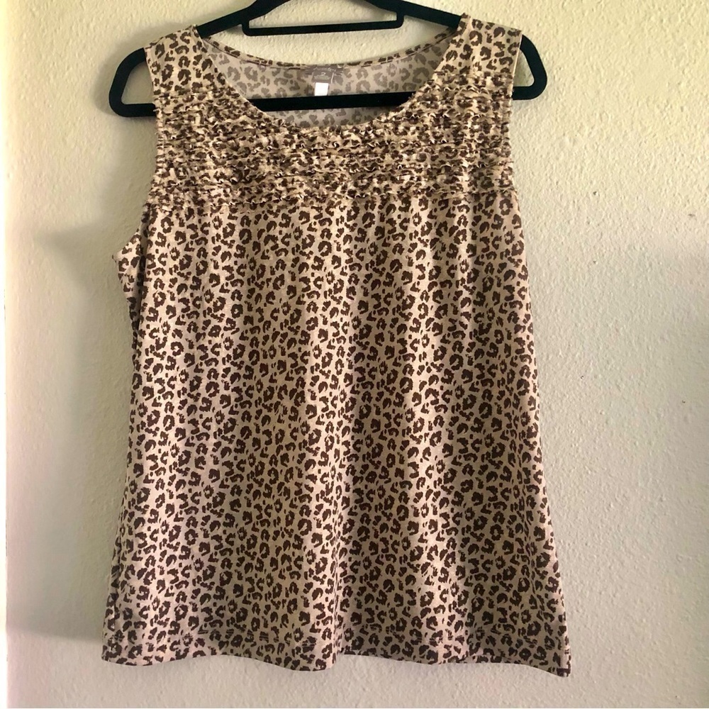 CHICO'S Travelers Leopard Animal Print Ruffle Top Sleeveless Shirt Size 2